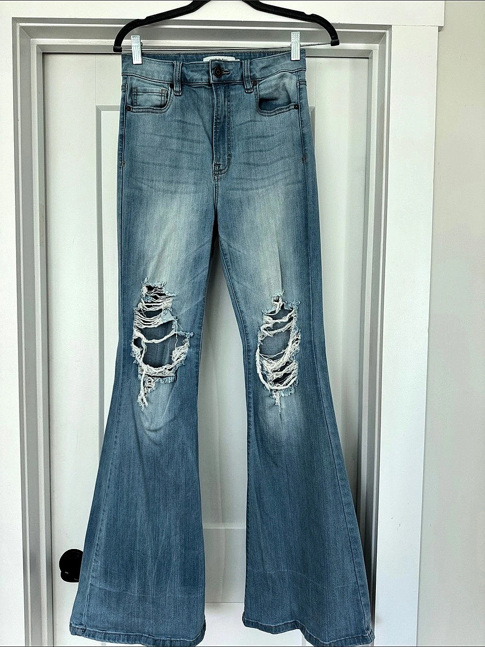 Hidden HD321-LT Distressed Flare Jeans in Blue Waist 27